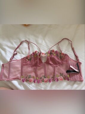 Victoria's Secret Rose-Embroidered Dusty Pink Longline Bralette